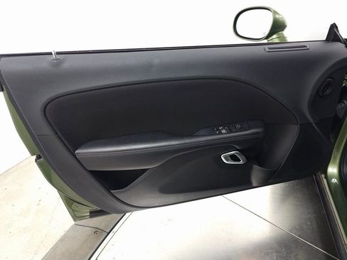 Used 2022 Dodge Challenger GT image 14