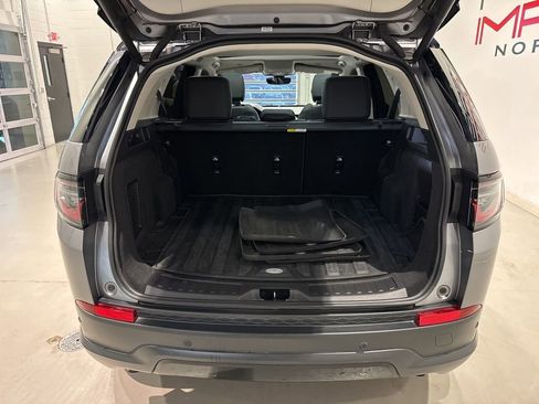Used 2023 Land Rover Discovery Sport S image 28