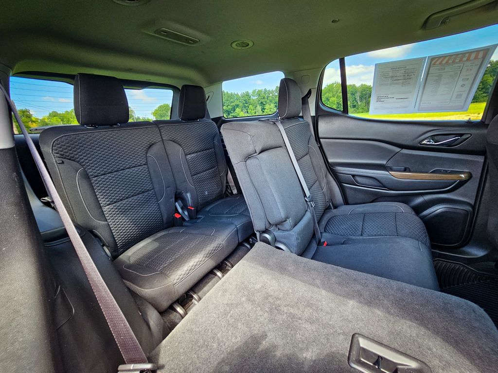 Used 2018 GMC Acadia SLE FWD image 36