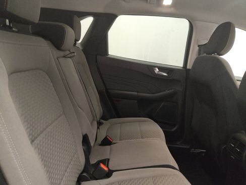 Used 2021 Ford Escape SE w/ SE Sport Appearance Package FWD image 19