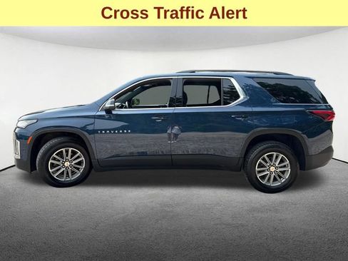 Certified 2023 Chevrolet Traverse LT w/ Rear Camera Mirror Package AWD/4WD image 8