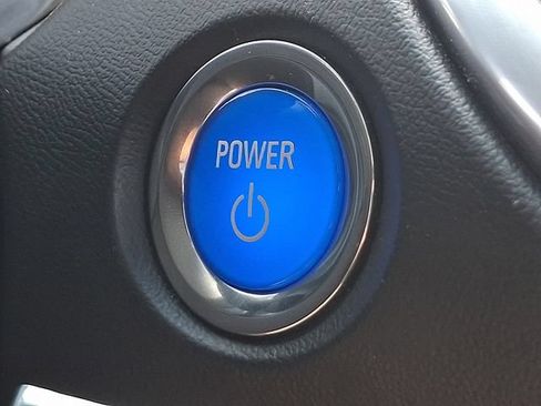 Used 2017 Chevrolet Volt Premier w/ Driver Confidence II Package FWD image 18