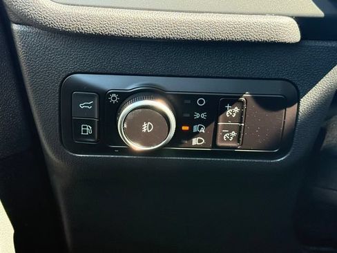 Certified 2023 Ford Escape Platinum w/ Premium Technology Package AWD/4WD image 23