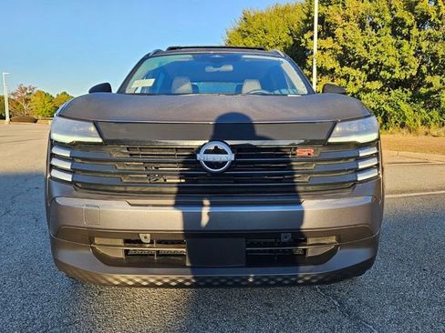 New 2026 Nissan Kicks SR FWD image 2