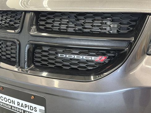 Used 2015 Dodge Grand Caravan SXT w/ Blacktop Package FWD image 12
