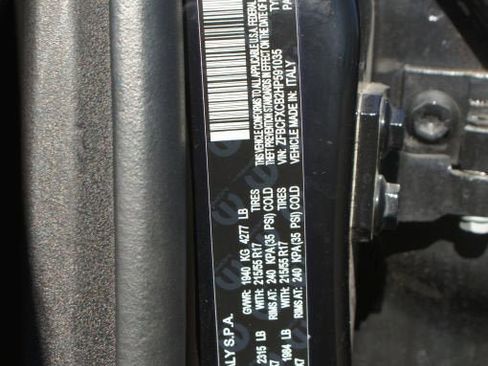 Used 2017 FIAT 500X Trekking image 23