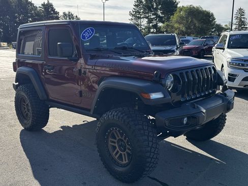 Used 2021 Jeep Wrangler Sport AWD/4WD image 8