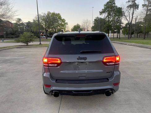 Used 2021 Jeep Grand Cherokee SRT w/ Trailer Tow Group IV AWD/4WD image 11
