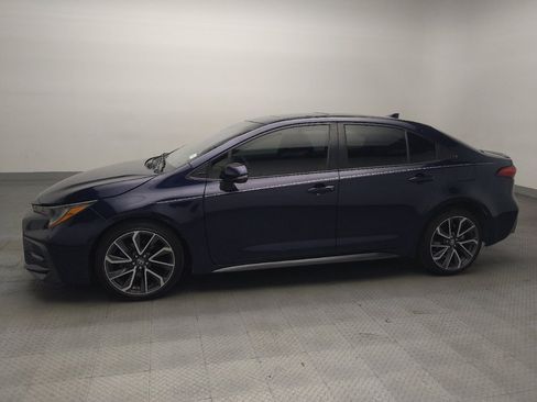 Used 2020 Toyota Corolla XSE FWD image 2