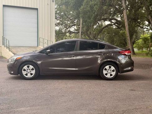 Used 2018 Kia Forte LX FWD image 8