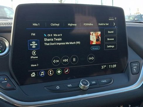 Used 2025 Chevrolet Blazer LT image 14