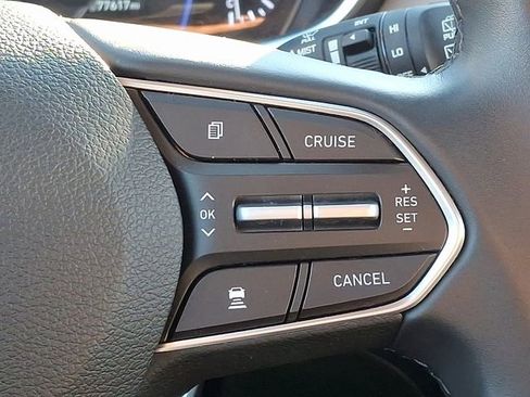 Used 2020 Hyundai Santa Fe SEL w/ Convenience + Premium Package image 22