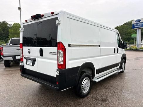 Used 2025 RAM ProMaster 2500 w/ U-Haul Equipment Group FWD image 7