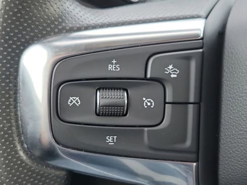 Used 2025 Chevrolet Blazer LT FWD image 24