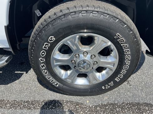 Used 2025 RAM 2500 Big Horn AWD/4WD image 13