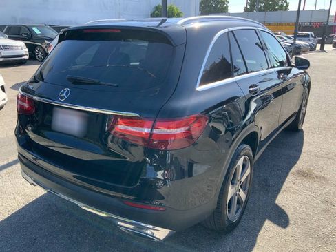 Used 2018 Mercedes-Benz GLC 300 image 3