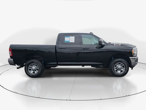 Used 2023 RAM 2500 Tradesman AWD/4WD image 5