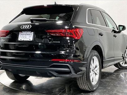 Certified 2025 Audi Q3 2.0T Premium w/ Convenience Package