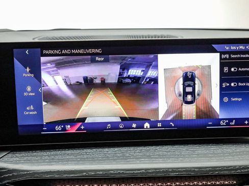 Used 2025 BMW 330i Sedan w/ Premium Package image 26