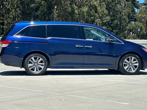 Used 2016 Honda Odyssey Touring image 7