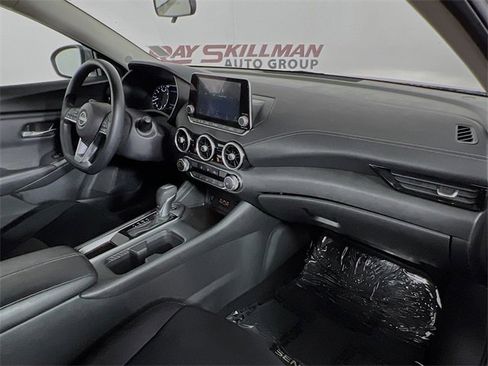Used 2024 Nissan Sentra SV image 36