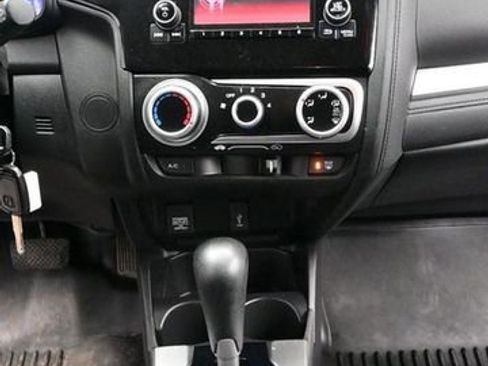 Used 2020 Honda Fit LX image 21