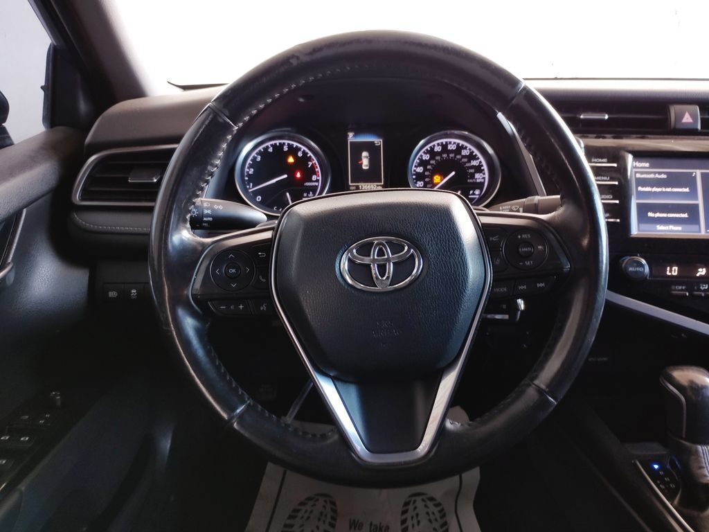 Used 2019 Toyota Camry SE w/ Carpet Mat Package FWD image 23