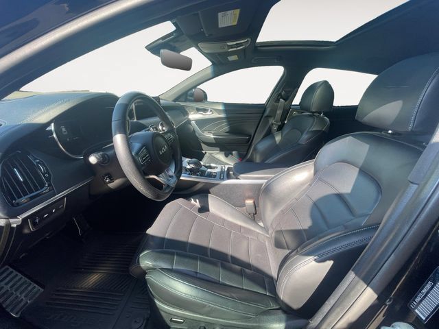 Used 2022 Kia Stinger GT2 AWD/4WD image 9