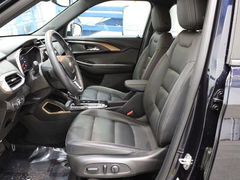 Used 2021 Chevrolet TrailBlazer ACTIV w/ Convenience Package image 9