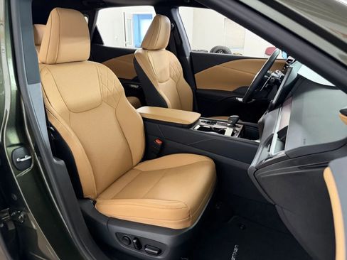Used 2025 Lexus RX 350 AWD image 40