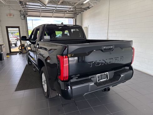Used 2026 Toyota Tundra SR5 w/ SR5 Premium Package AWD/4WD image 6
