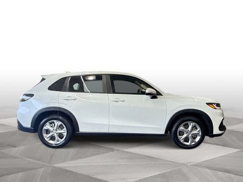 Used 2024 Honda HR-V LX image 9