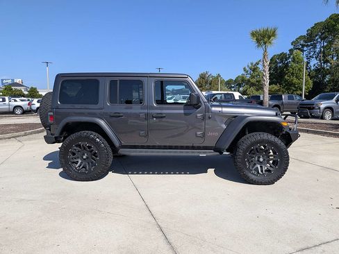 Certified 2018 Jeep Wrangler Unlimited Rubicon AWD/4WD image 2