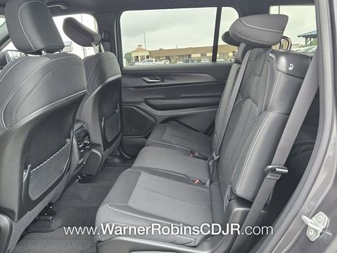 New 2025 Jeep Grand Cherokee L Laredo w/ Luxury Tech Group I image 6