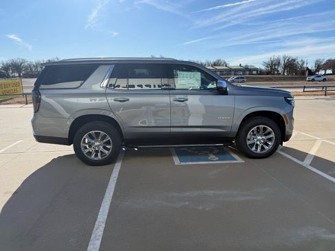 New 2026 Chevrolet Tahoe Premier w/ Sun And Tow Package AWD/4WD image 9