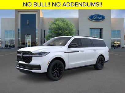 New 2026 Lincoln Navigator L Reserve w/ Jet Appearance Package