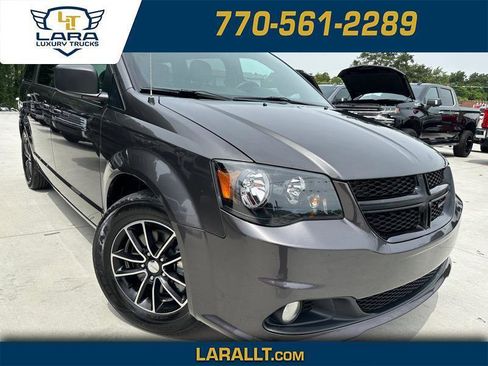 Used 2019 Dodge Grand Caravan SE FWD image 1