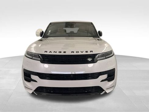 New 2025 Land Rover Range Rover Sport Dynamic SE image 2