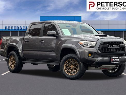 Used 2018 Toyota Tacoma TRD Sport w/ Technology Package image 1