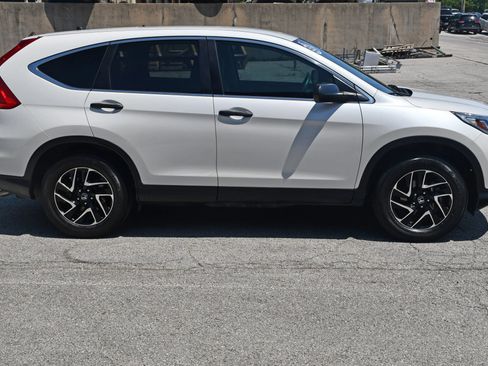 Used 2016 Honda CR-V SE image 5