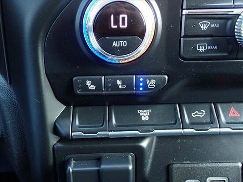 Used 2021 GMC Sierra 2500 AT4 AWD/4WD image 19