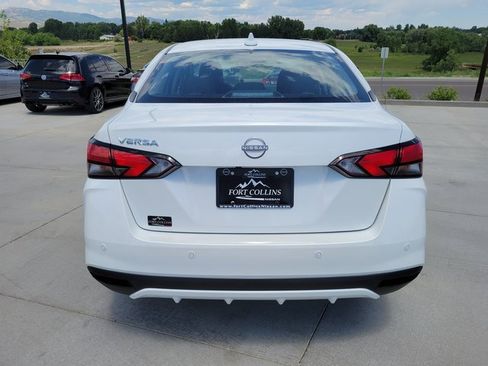 New 2025 Nissan Versa SV w/ Trunk Package image 10