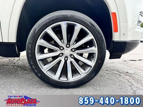 Used 2022 Jeep Grand Wagoneer Series II w/ Premium Group II AWD/4WD image 19