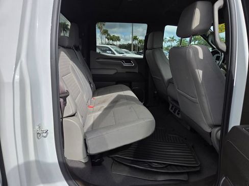 Used 2025 Chevrolet Silverado 1500 LT AWD/4WD image 15