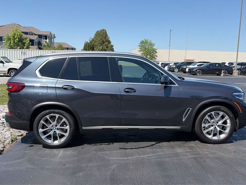 Used 2021 BMW X5 xDrive40i w/ Premium Package 2 AWD/4WD image 6