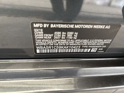 Used 2019 BMW 330i Sedan w/ M Sport Package image 43