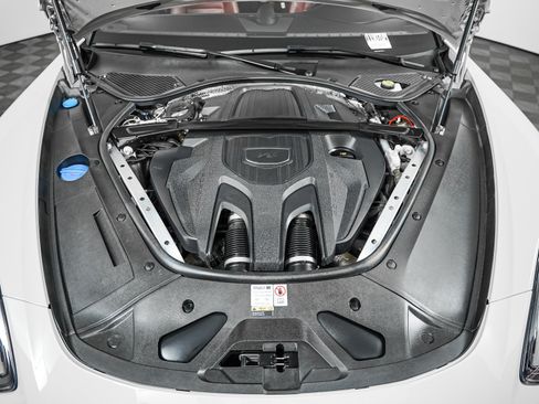 Certified 2023 Porsche Panamera 4S AWD/4WD image 13