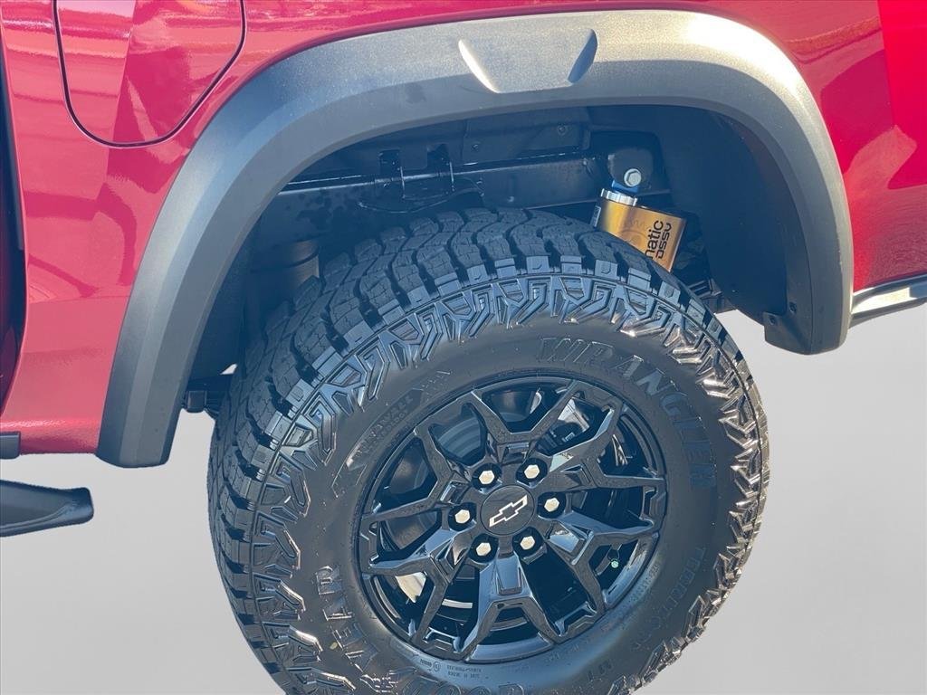 New 2026 Chevrolet Colorado ZR2 w/ Midnight Edition AWD/4WD image 29