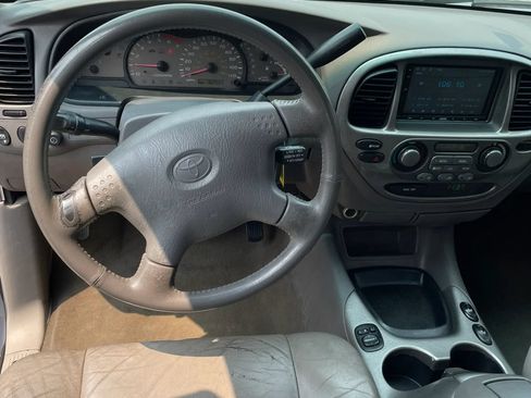 Used 2002 Toyota Sequoia Limited RWD image 40