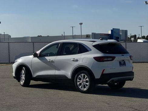 Used 2023 Ford Escape Active FWD image 15